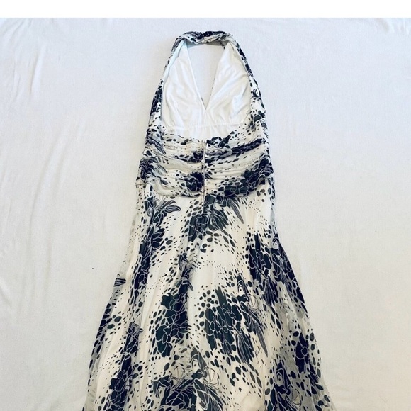 Tadashi silk halter dress Women’s 12 black white midi floral cocktail pleated. - Picture 13 of 14